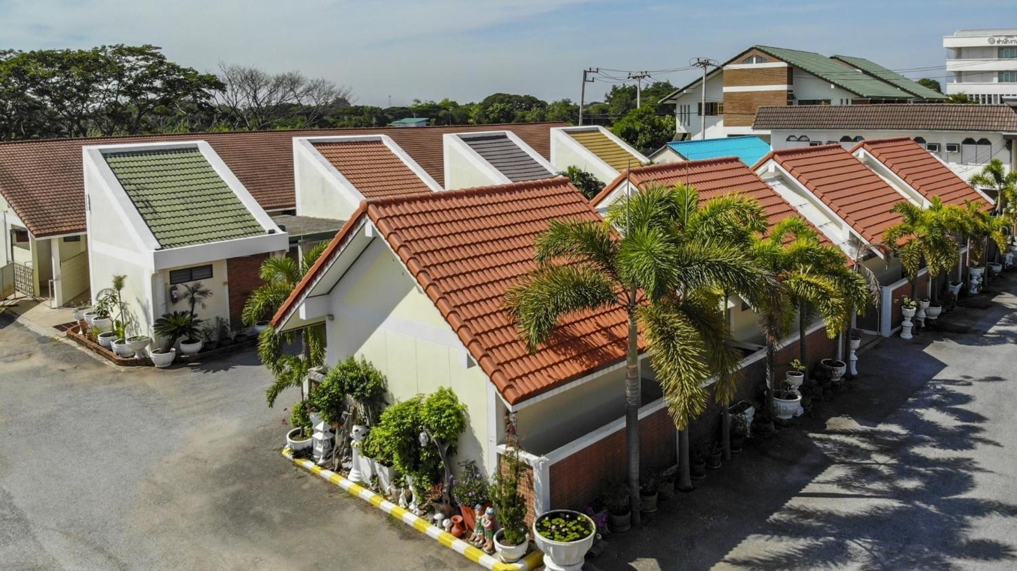 Bualuang Hotel Ang Thong Exterior foto