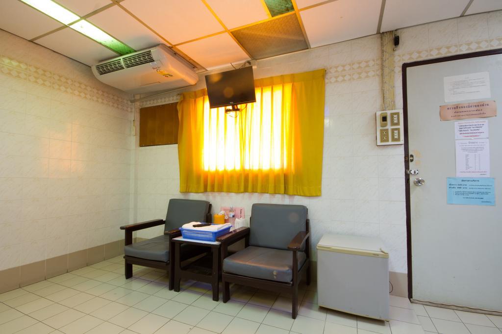 Bualuang Hotel Ang Thong Exterior foto