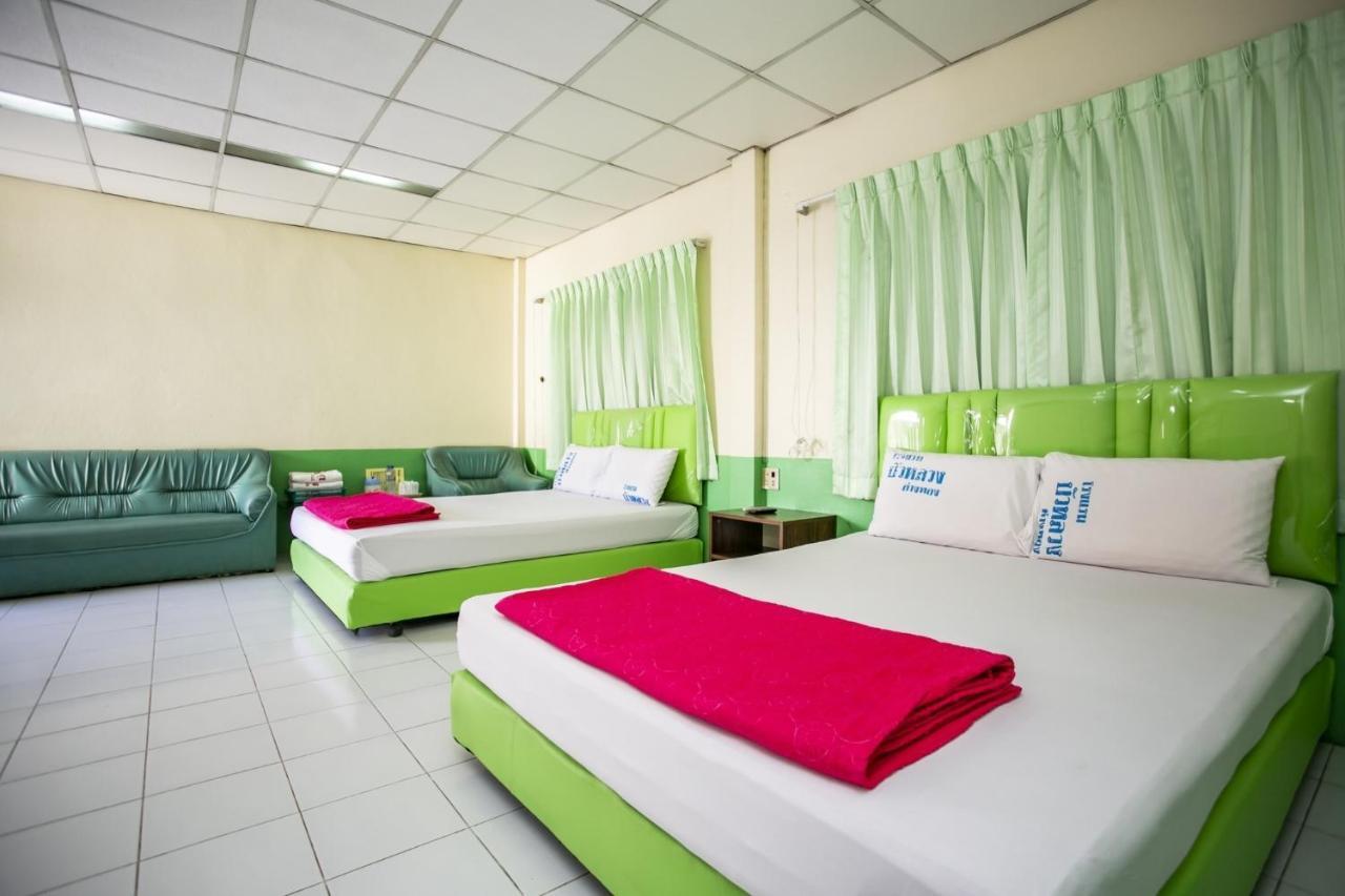 Bualuang Hotel Ang Thong Exterior foto